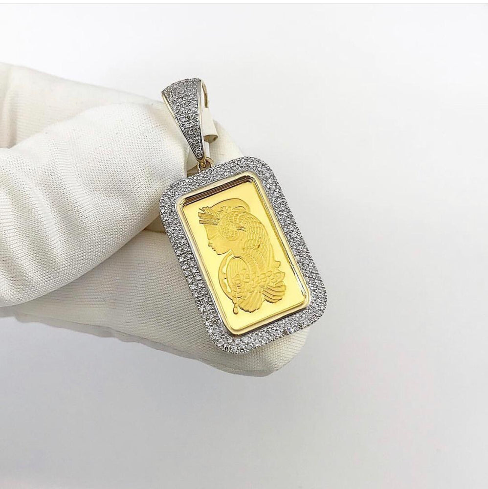 10ct Yellow Gold Diamond 10g Pamp Suisse Pendant